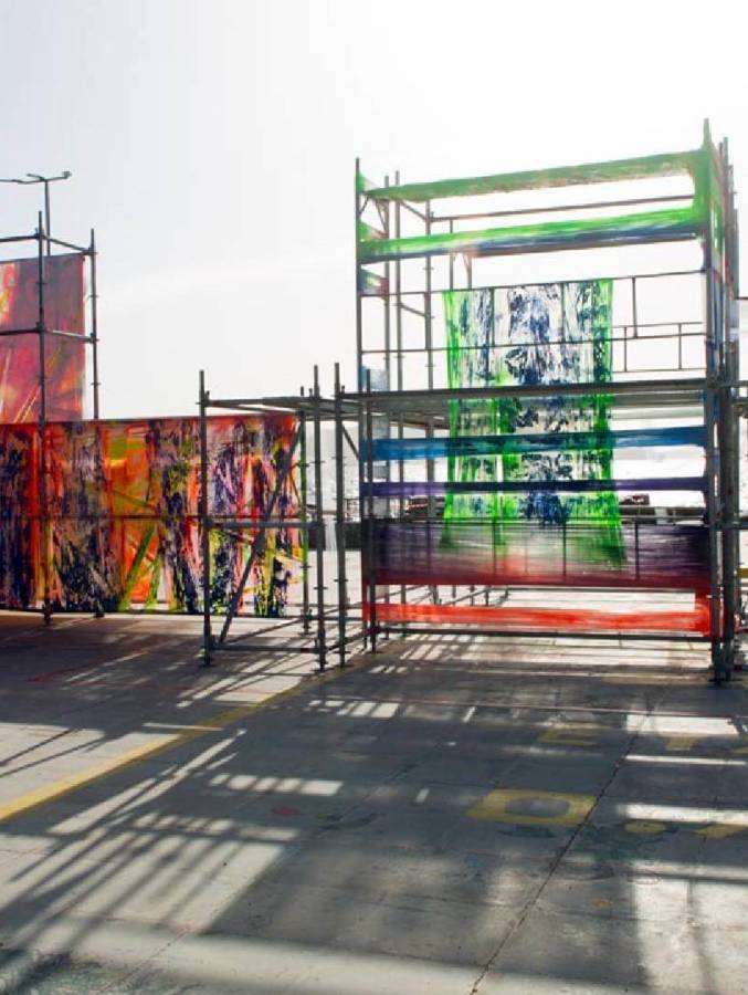 Year’s Eve: Ζωγραφική εγκατάσταση των Kez και Same84 στο Παραλιακό Μέτωπο Ελευσίνας