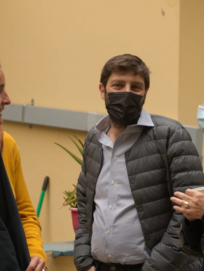 Από-αριστερά-Julie-Desprairies-Νικόλας-Γιατρομανωλάκης-Δέσποινα-Γερουλάνου_©_Pantelis_Ladas_2023ELEUSIS